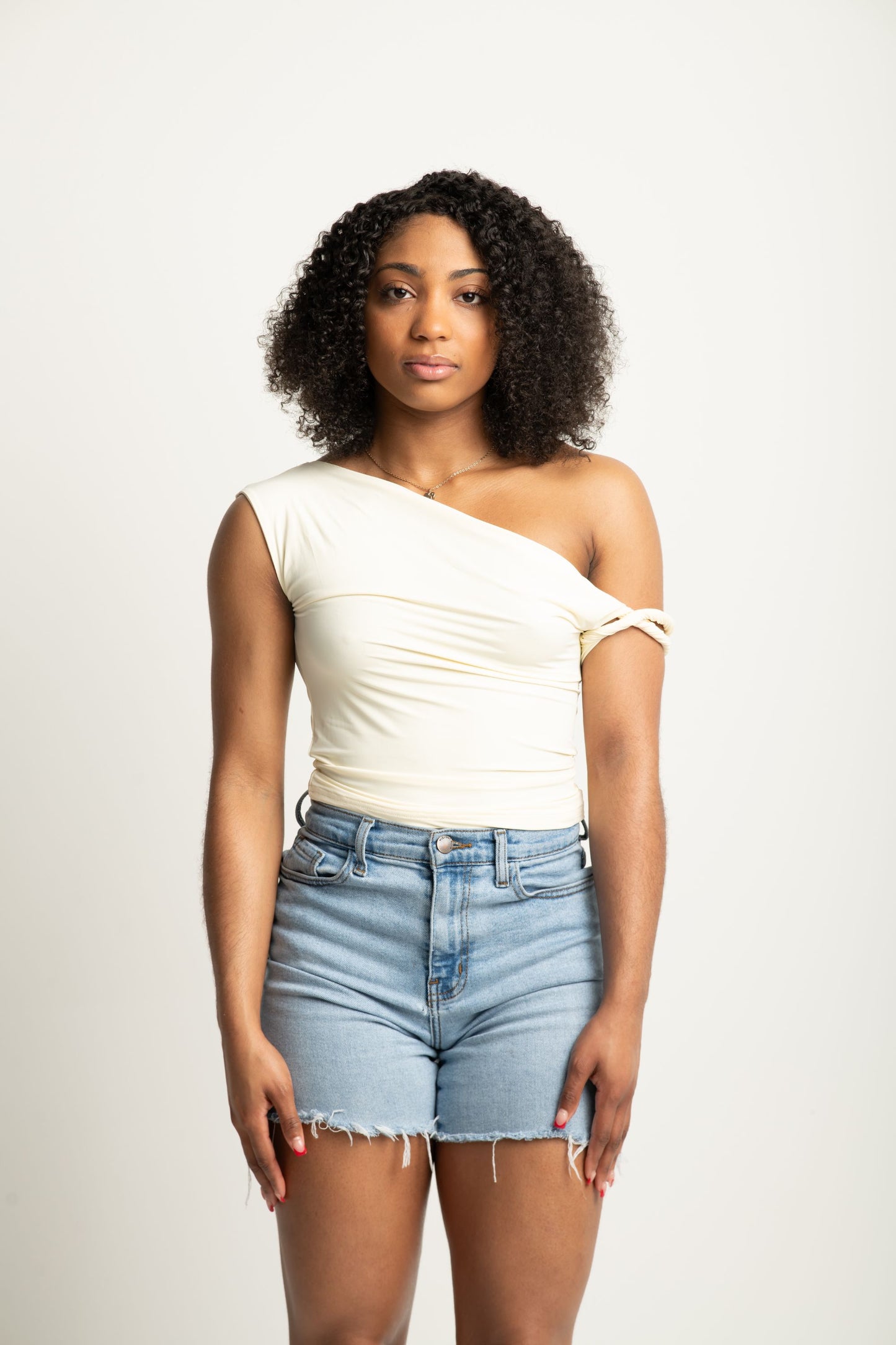 OFF SHOULDER TWIST TOP