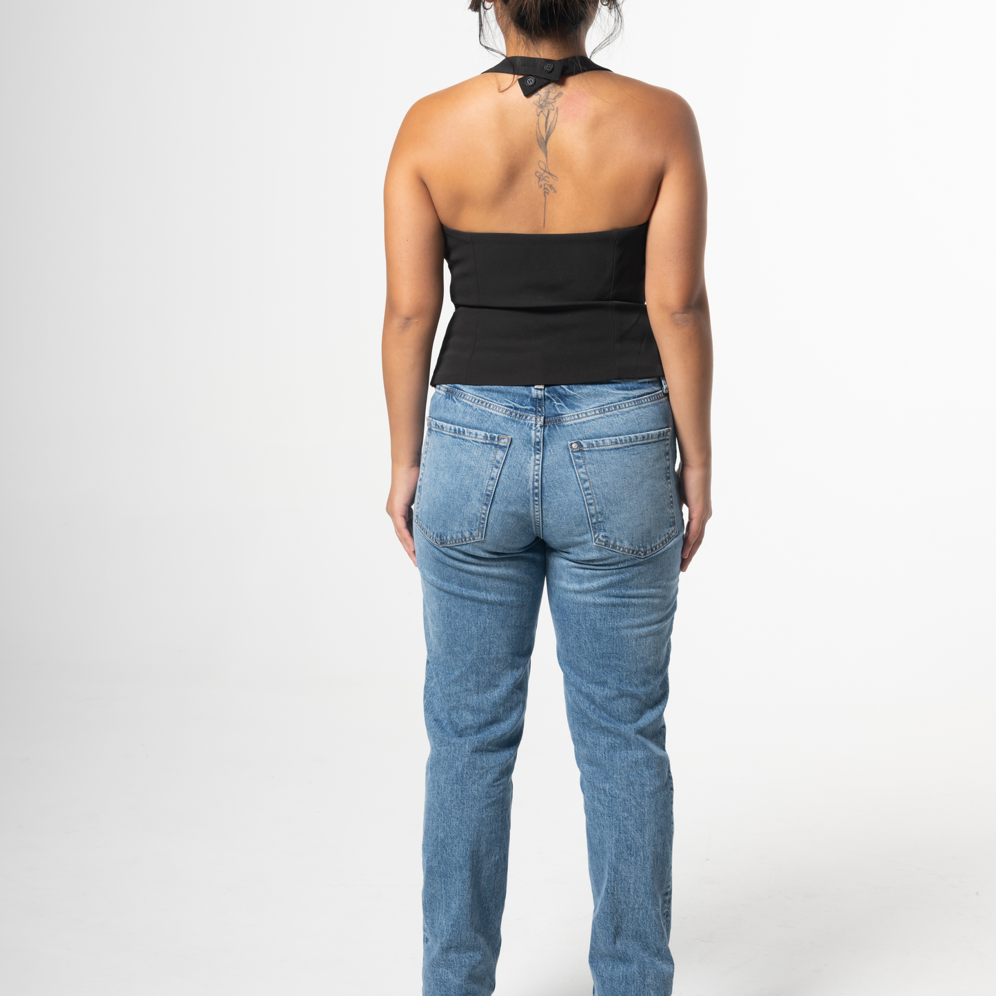 SCULPTED HALTER PEPLUM TOP